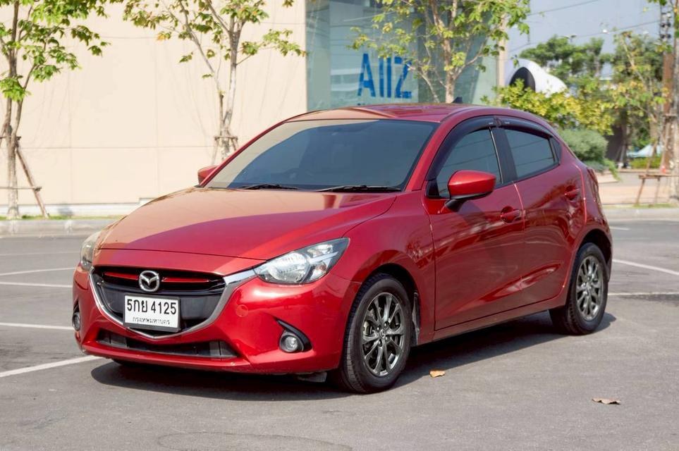 Mazda2 1.3 High Connect 5 ประตู สีแดง ปี 2017
