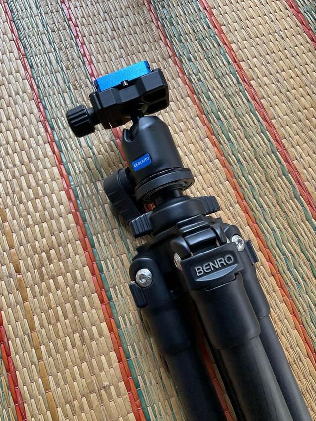 ขาตั้งกล้อง Benro TSL08C Carbon Fiber Slim Tripod Kit