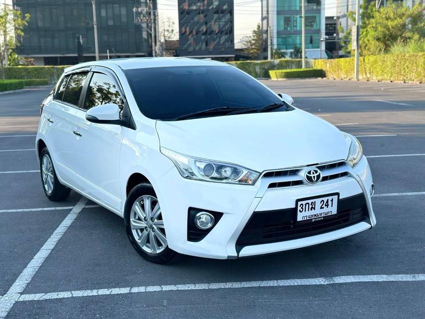 TOYOTA YARIS ECO 1.2 G เกียร์ Auto สีขาว ปี 2014 (TOP) 2