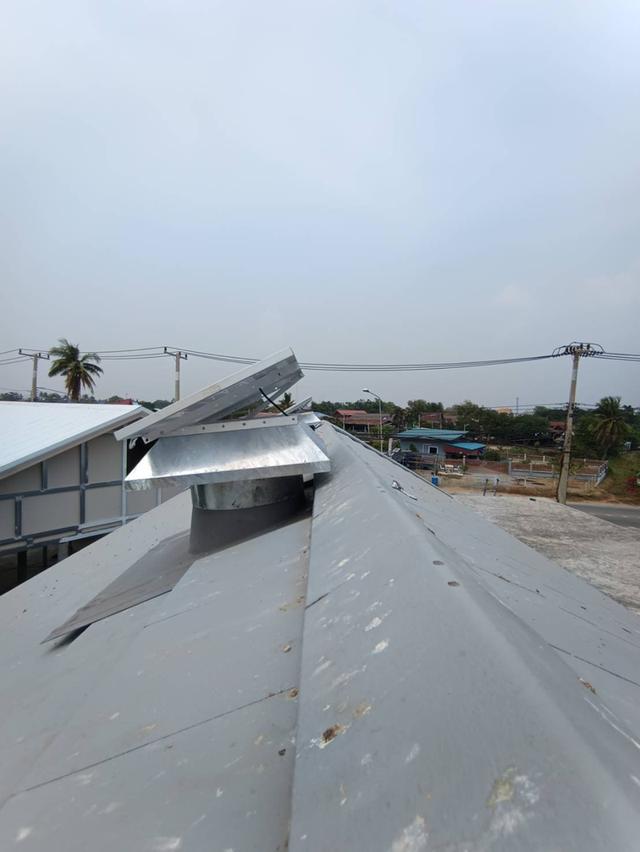 พัดลมระบายติดบนหลังคา