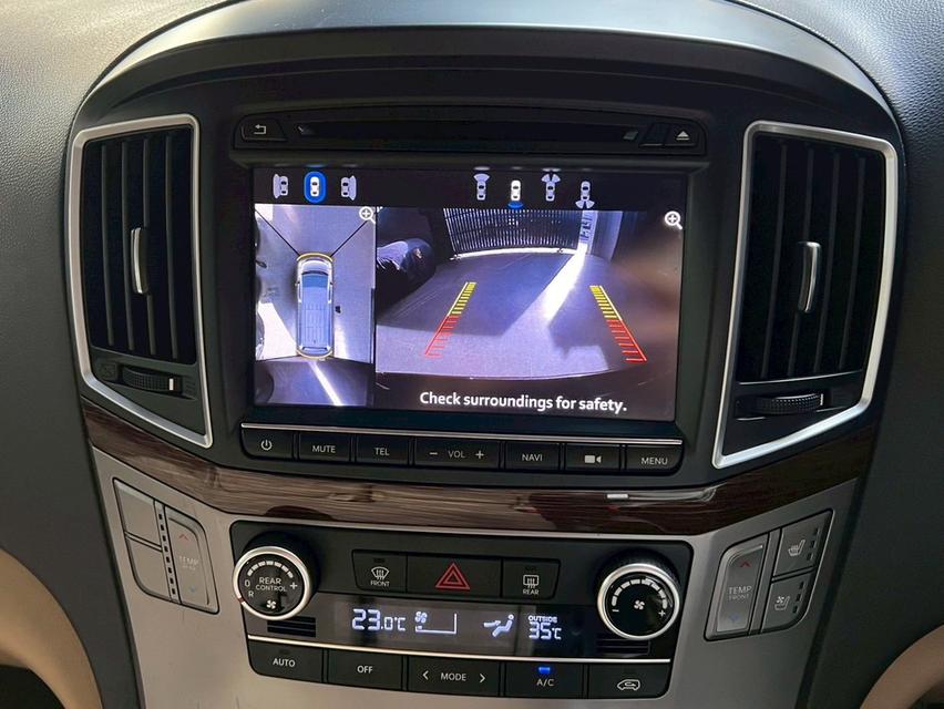 Hyundai H-1 2.5 ดีเซล delux ปี 2019 วิ่ง 80000 KM. 8