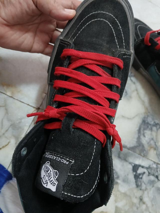 รองเท้า เสื้อผ้ามือสอง