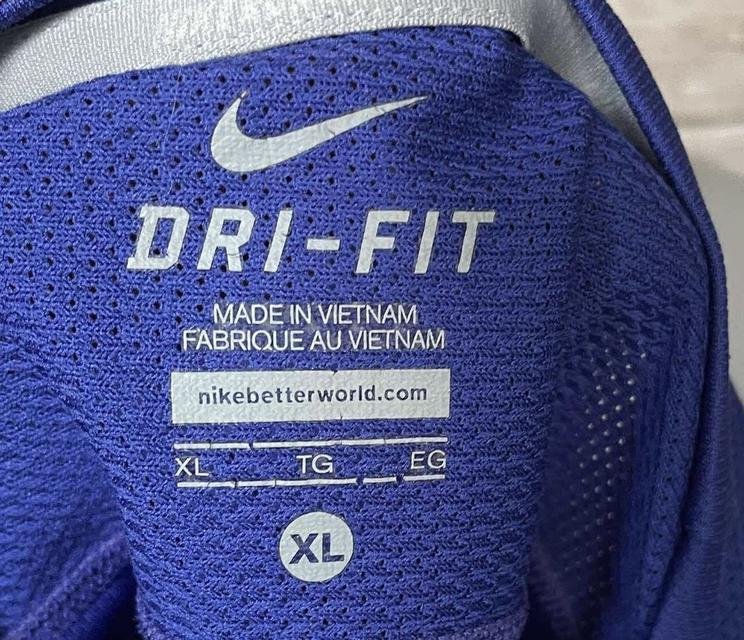 nike เสื้อกีฬามือสอง รูปที่ 3