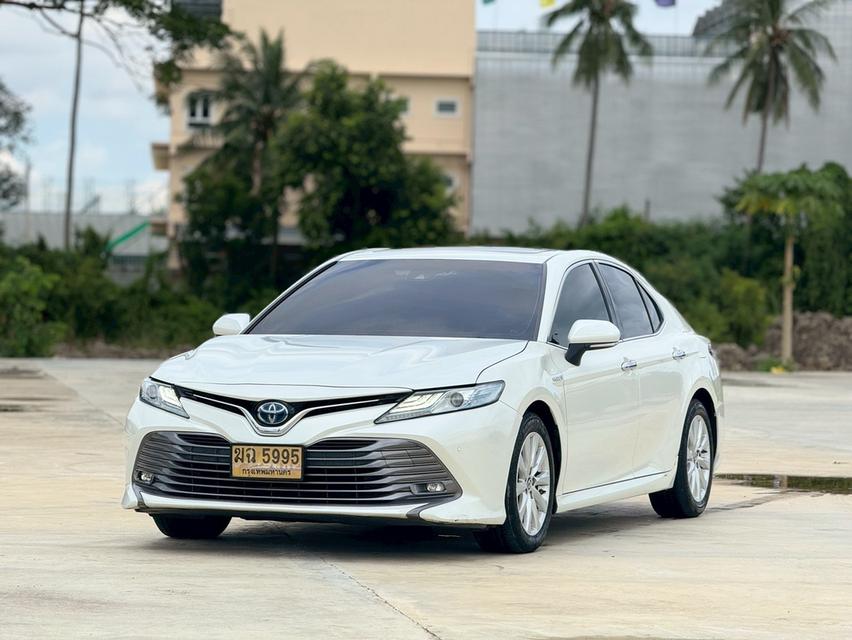 Toyota Camry 2.5 Hybrid Premium luxury top 2018 