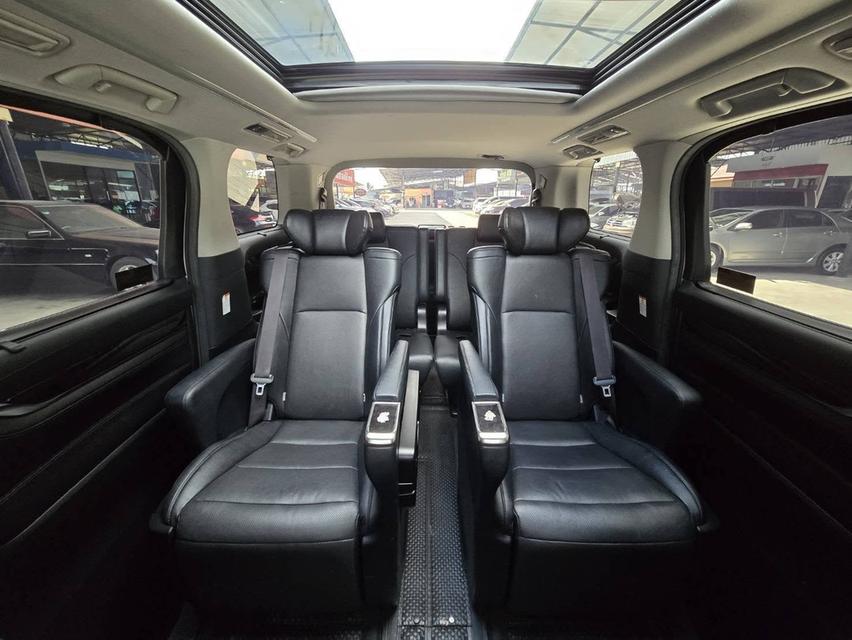 Alphard 2.5S C Package ปี 2020  รถผู้บริหาร  15