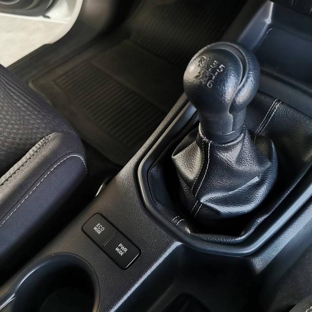 กระบะสี่ประตู มือสอง สภาพป้ายแดง รูปที่ 12