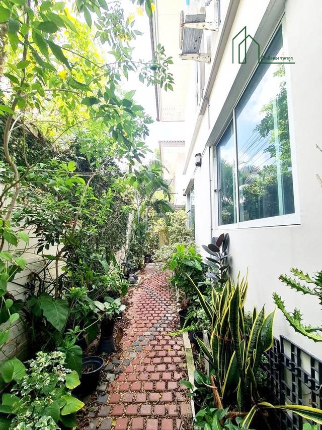 บ้านแฝด 2 ชั้น หลังมุม J Villa สุขุมวิท – แพรกษา เมืองสมุทรปราการ  11