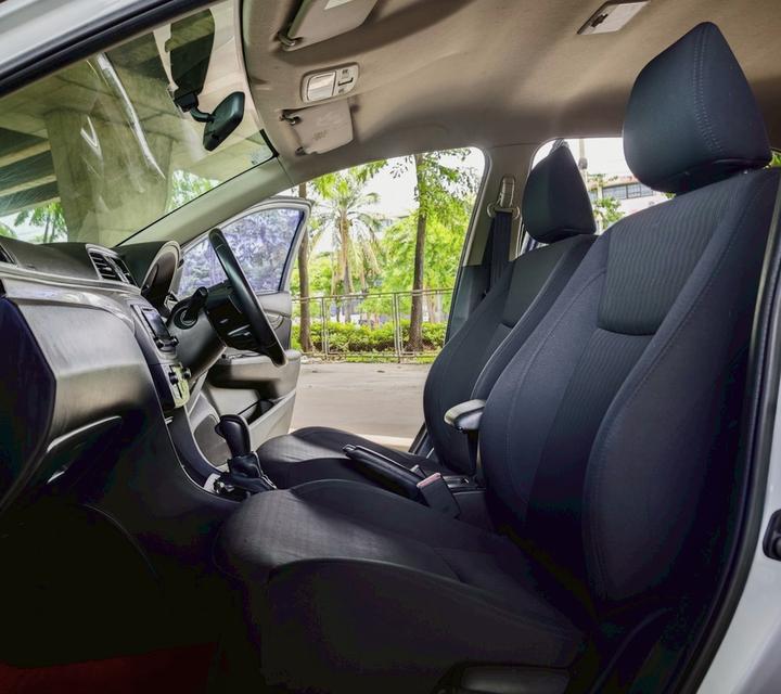 SUZUKI Ciaz GLX 1.2 AT ปี 2017  6