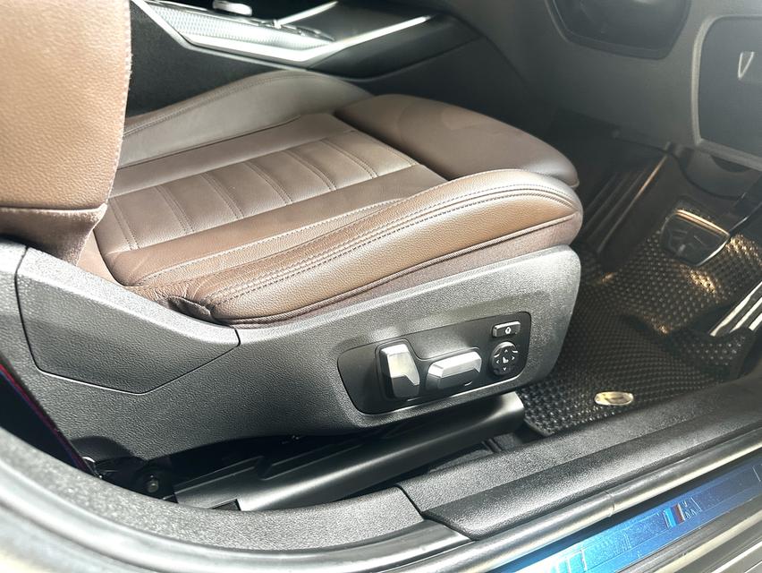 ⚠️ จองแล้ว ⚠️ 2024 BMW 330e Plug-in Hybrid M Sport เลขไมล์แท้ 15,xxx km 10