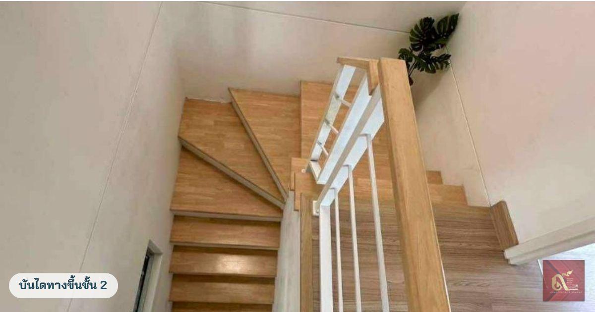 ทาวน์โฮมหลังมุม บรรยากาศร่มรื่น เงียบ สงบ ไม่ไกลตัวเมือง เดินทางสะดวก 7