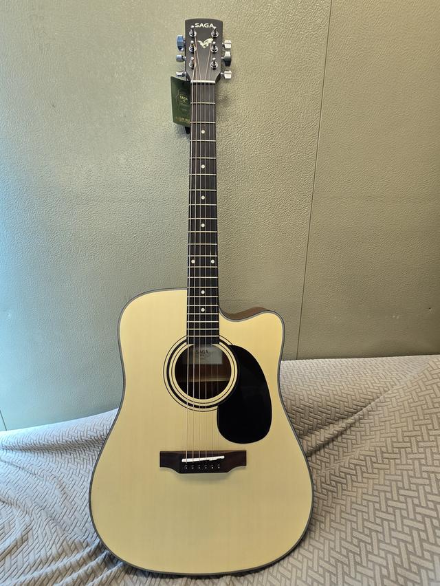 กีต้ารุ่น SAGA SF600C 2