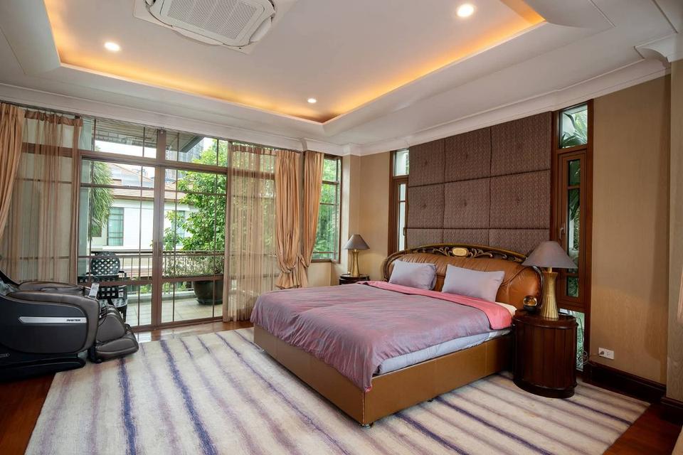 ขายบ้านสวยใจกลางกรุง บ้านแสนสิริ สุขุมวิท67 Luxury Sukhumvit 67 Private pool ที่ดิน 158 ตร.ว 5ห้องนอน 6ห้องน้ำ 6ที่จอดรถ New renovate ใกล้ BTSเอกมัย 10