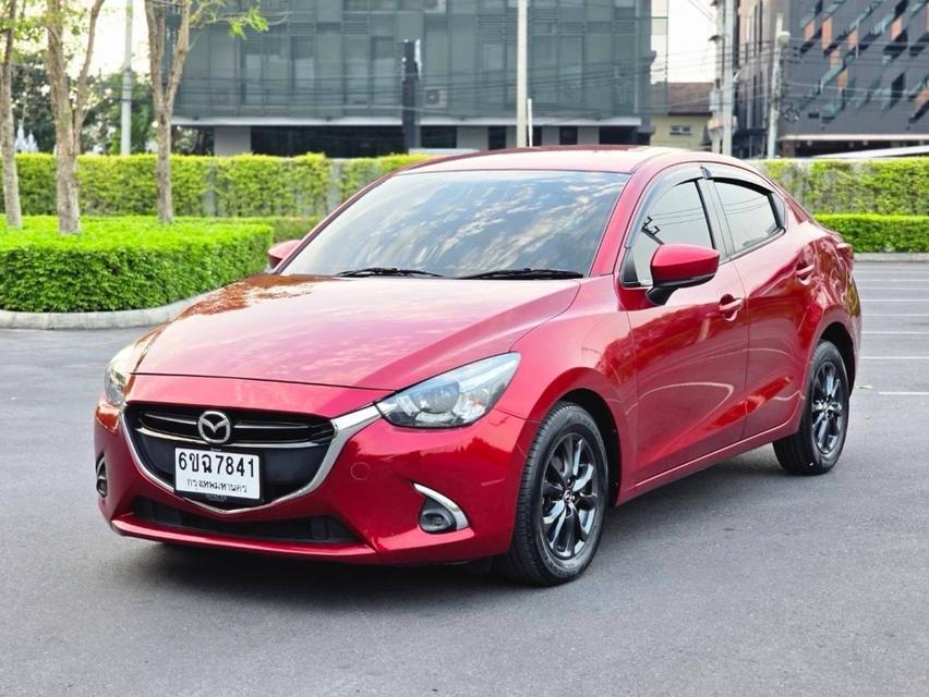 รหัส QT7841 Mazda2 Skyactive 1.3 Sport High connect เกียร์ Auto สีแดง ปี2018 5