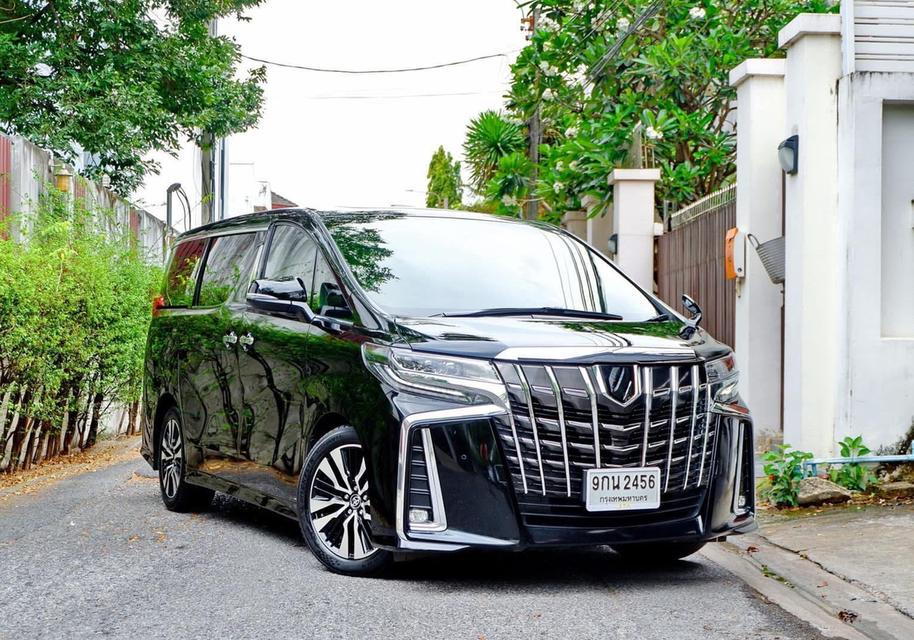 TOYOTA ALPHARD 2.5 SC Package ปี 2019 ไมล์ 150000 km 2