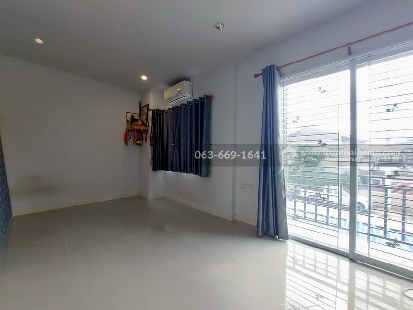 ขายทาวน์เฮ้าส์ หมู่บ้านพิศาล สุวรรณภูมิ 2/1 (บางโฉลง) พื้นที่ 18.5 ตร.ว. ทำเลดีเยี่ยม ใกล้สนามบินสุวรรณภูมิ บ้านสวย บรรยากาศสงบ พร้อมเข้าอยู่ 17