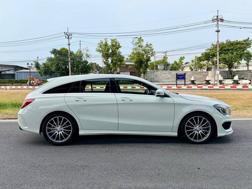 Benz CLA250 Shooting Brake รูปที่ 2