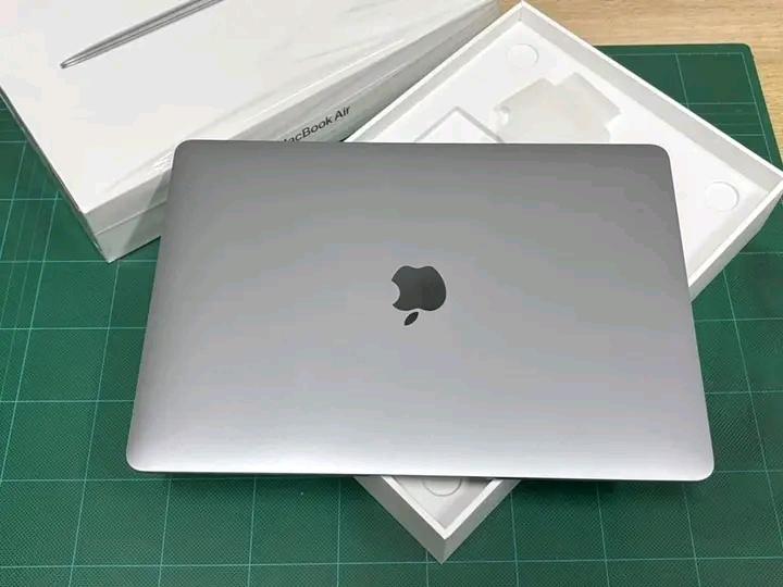 Apple / MacBook Air สภาพดี 3