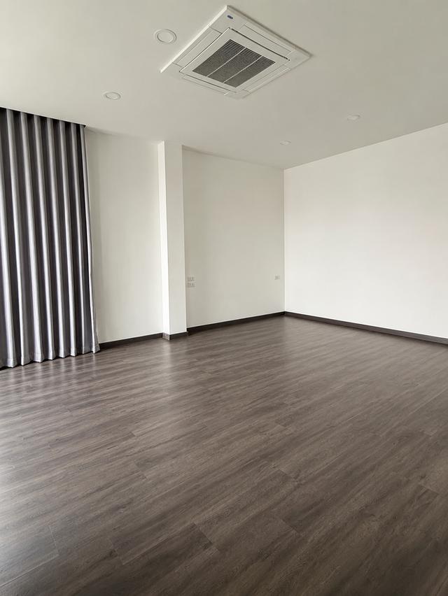 บ้านเดี่ยวพร้อมสระว่ายน้ำ 15