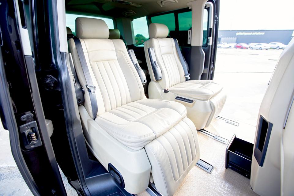 Volk Caravelle 2.0 BI TDI ปี 2014 สีดำ เครื่องดีเซล  12