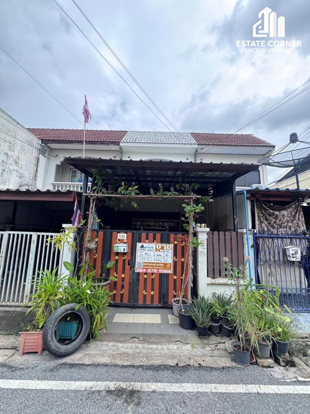 ขายทาวน์เฮ้าส์ หมู่บ้านอัญชลี สนามบินน้ำ ซอยนนทบุรี 42 (ตรงข้ามกองสลาก) . ราคา 1,900,000 บาท (สนใจคุยกันได้ค่ะ) . 8