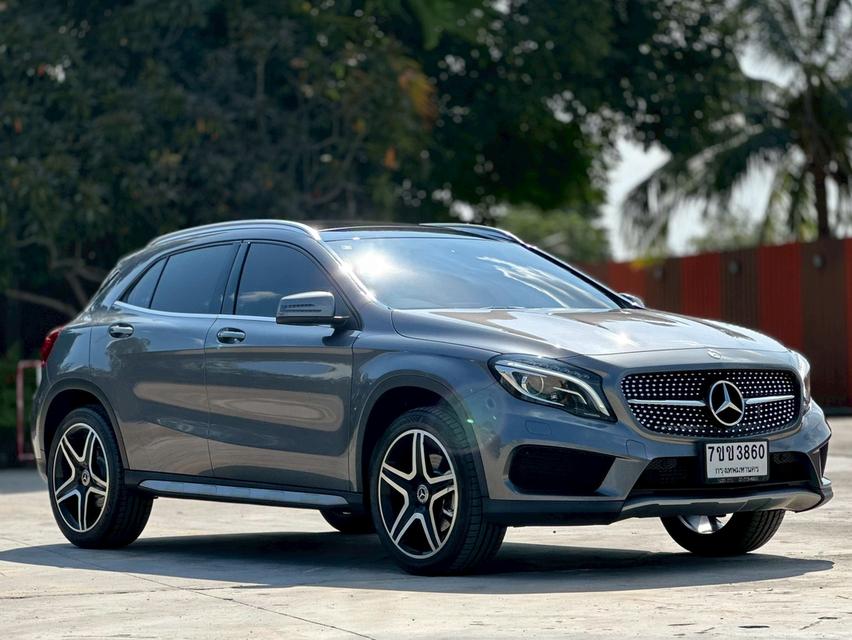 รหัสรถ PAT3860 Mercedes Benz GLA 250 AMG 2015 สีเทา