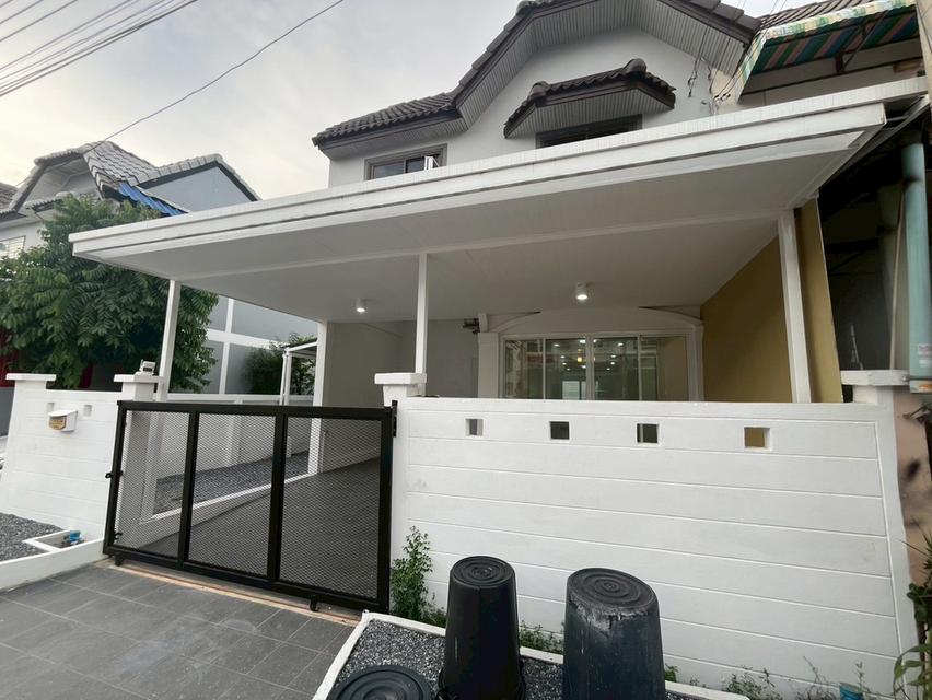 หมู่บ้านมนรดา2 ถนนบางกรวยไทรน้อย ต.บางบัวทอง อ.บางบัวทอง จ.นนทบุรี