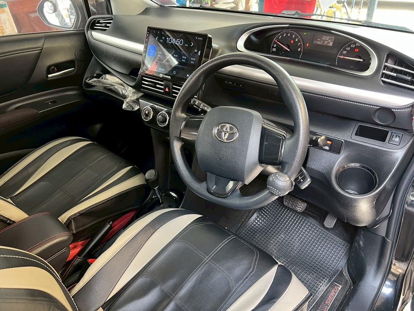 Toyota Sienta 1.5 G  รุ่นรองท๊อป ปี 2018 สีดำ รูปที่ 9