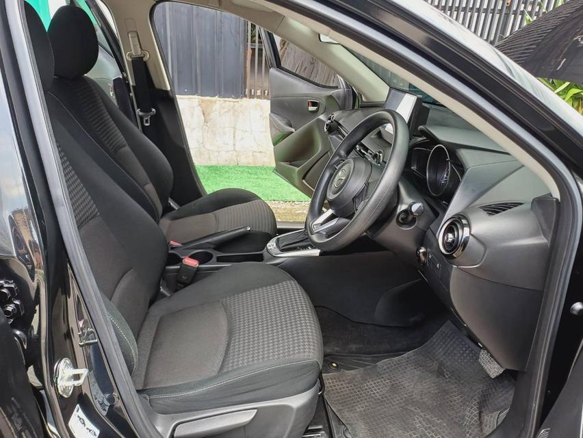 ปี2017 MAZDA 2 Sport 5ประตู มือเดียวออกห้าง ชุดแต่งรอบคัน MAX ตัวใหม่ 14