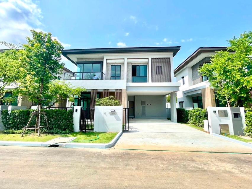 ให้เช่า บ้านเดี่ยว2 ชั้น  บางกอก บูเลอวาร์ด บางนา กม 5 (ทิศเหนือ ) พร้อมอยู่ 1
