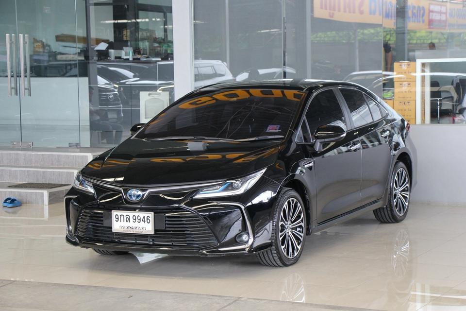 (แจ้งรหัสรถ TKG9946) TOYOTA ALTIS 1.8 HYBRID HIGH ปี 2020