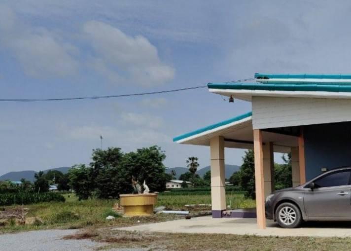 ขายบ้านพร้อมที่ดิน อำเภอเลาขวัญ กาญจนบุรี บรรยากาศดี ติดถนนสาธารณะ 2 ด้าน  น้ำไฟพร้อม 1