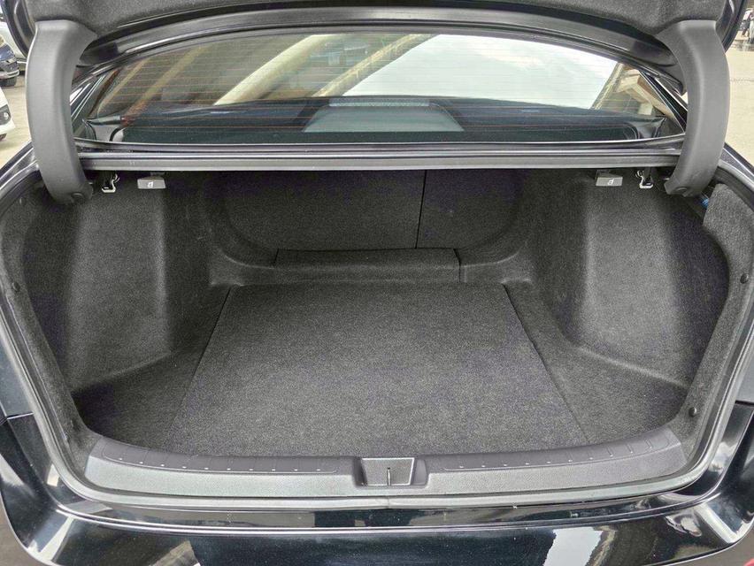 รหัสรถ WMT3783 HONDA CIVIC 2.0 e:HEV RS ปี 2022 17