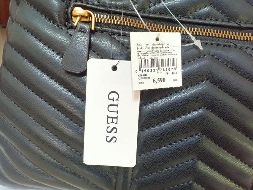 กระเป๋าสะพาย GUESS 8