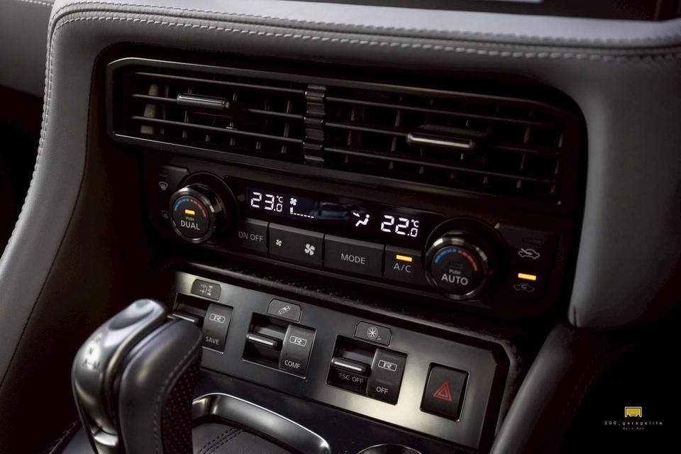 NISSAN GT-R R35 2019 – 50th รูปที่ 10