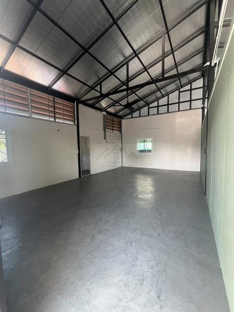 ให้เช่าอาคารโกดังเนื้อที่ 150 ตรว. สุขุมวิท 77 อ่อนนุช 33 อ่อนนุช 35 เดินทางสะดวก รถหกล้อเข้าได้ 4