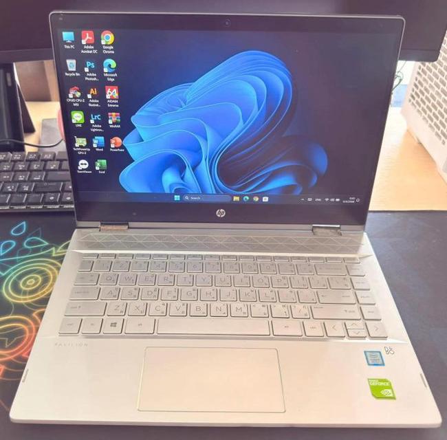 โน๊ตบุ๊ค i5-8250U@ 4CORES 8threats @ 1.80 GHz🔗การ์ดจอแยก MX 130 2GB🖥️ จอ 14นิ้ว ทัชสกรีน 🛠️แรม DDR4 8 gb 🔖SSD M.2 512GB