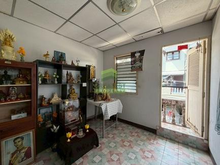 ขายทาวน์โฮม 3 ชั้น หมู่บ้าน สรรทัศน์ธานี 2 ติวานนท์-สนามบินน้ำ เนื้อที่ 19 ตร.ว ต่อเติมครบ ทำเลดี ใกล้กองสลาก ใกล้รถไฟฟ้า 5