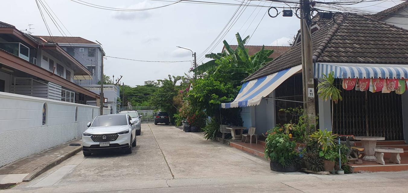 ขายบ้านเดี่ยว หมู่บ้านสินพัฒนาธานี1 ใกล้วัดเสมียนนารี ตลาดบองมาเซ่ ถนนวิภาวดีรังสิต 800 เมตร 15