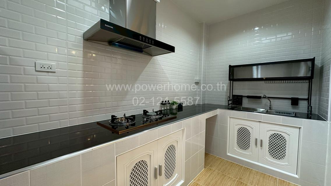 หมู่บ้าน อยู่เจริญ 1 ซอย 14 ต.บึงยี่โถ อ.ธัญบุรี จ.ปทุมธานี 10