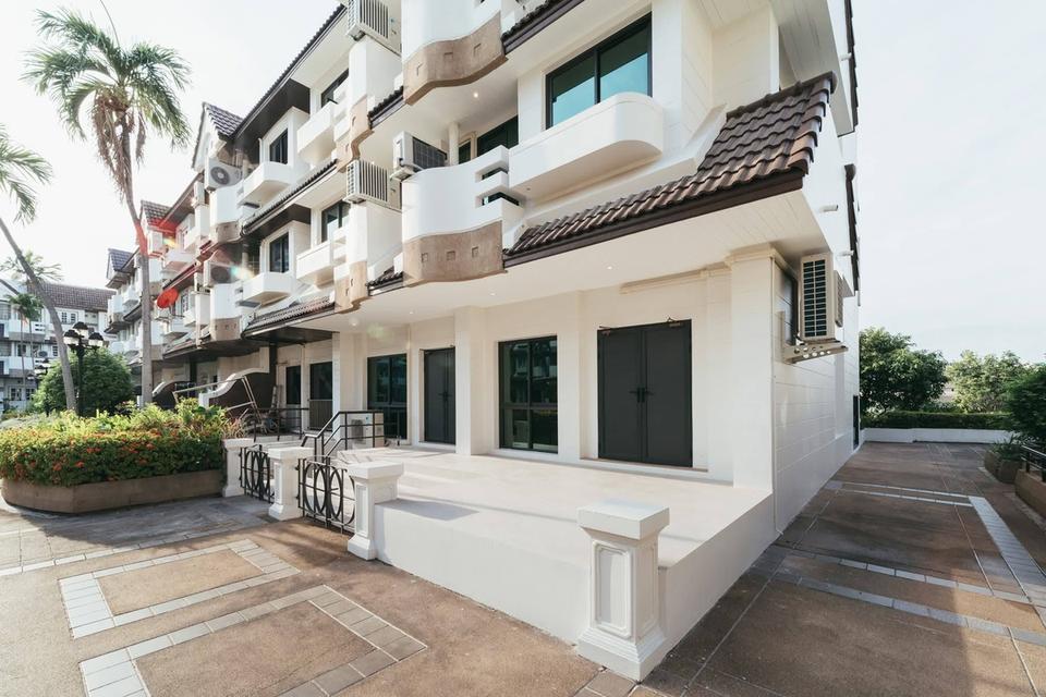 Townhome for rent near Ekkamai-Thonglor 1