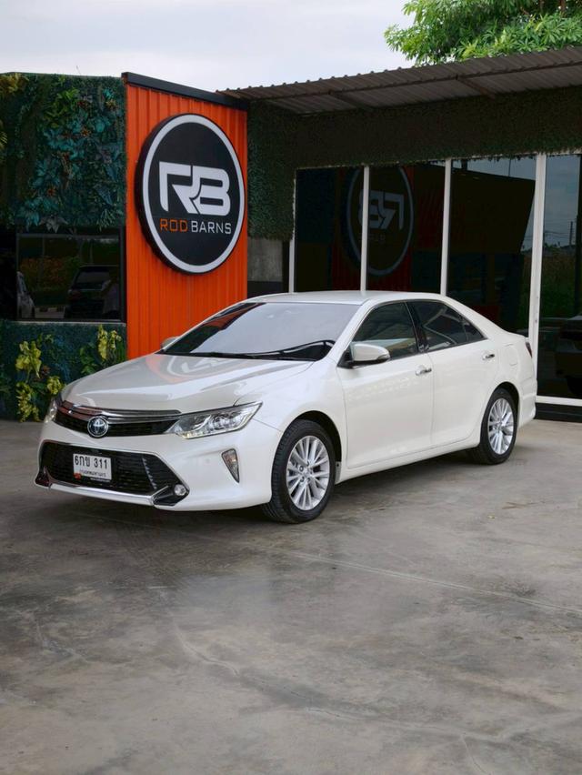 Toyota Camry 2.5 Hybrid Premium