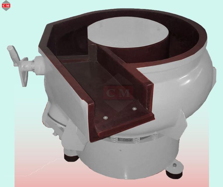    เครื่องขัดผิวโลหะแบบเขย่า (มีสะพานแยกชิ้นงาน) (Vibratory finishing machine with Separator) 