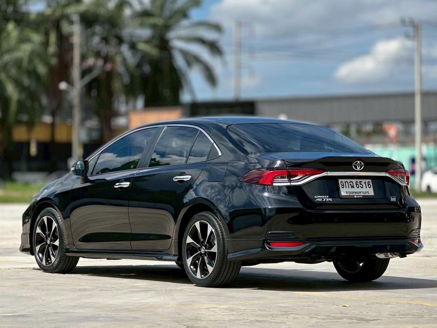 รหัสรถ PEAT6516 TOYOTA COROLLA ALTIS 1.8 GR Sport ปี 2019
