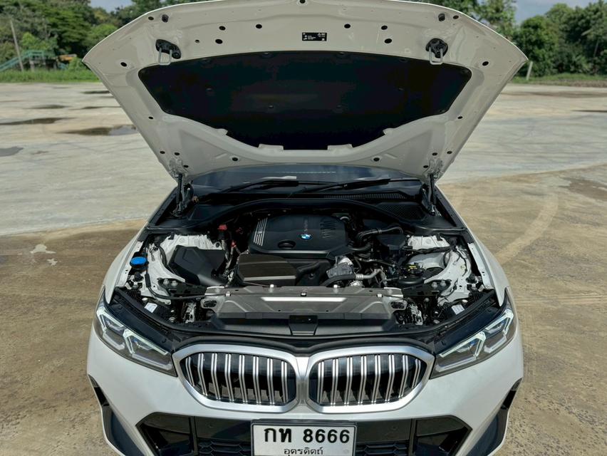 BMW 320d M sport G20 (LCI) จอยาว ปี 2024 สีขาว
