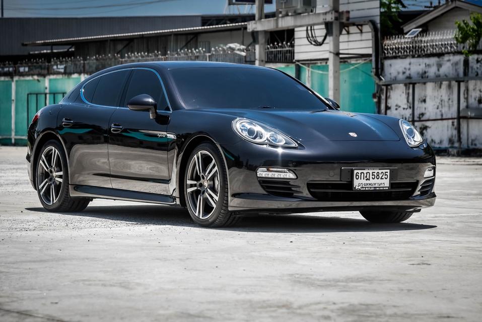 Porsche Panamera S Hybrid 2023 ✨ ไมล์ 60.000 km. !!! ราคาพิเศษ 1.499,000 บาท