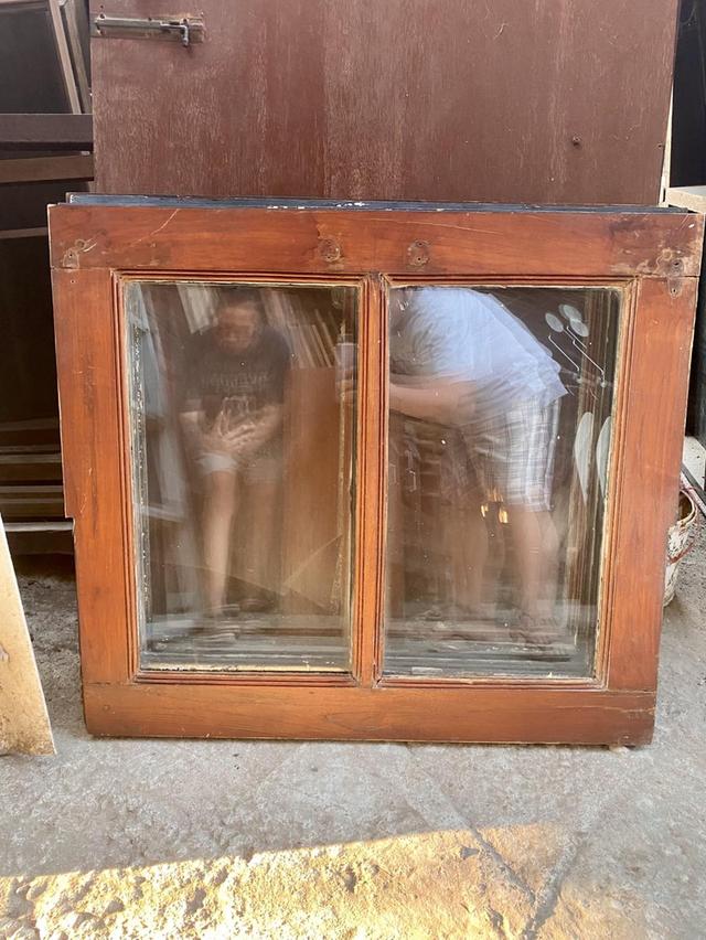 บานหน้าต่างไม้สักครับ รูปย่อยที่ 3