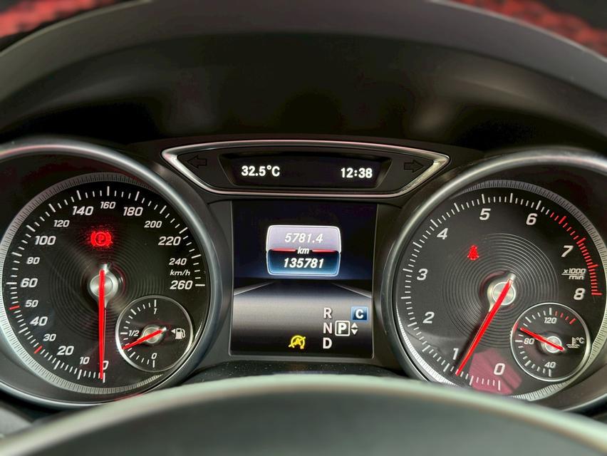 Benz Gla250 ปี19 7