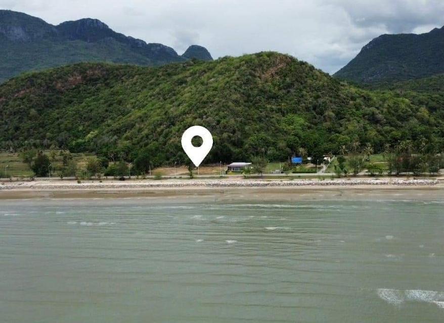 ที่ดินสวยติดทะเล หลังติดภูขา 2