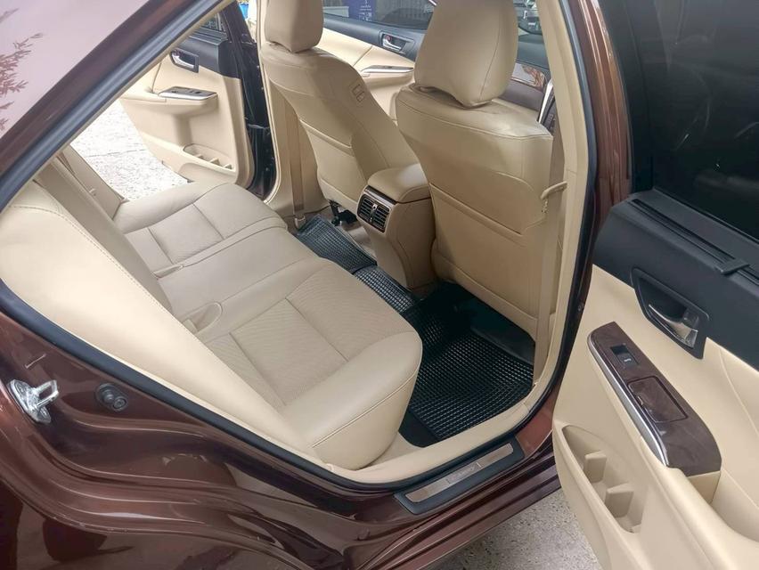 Toyota #Camry 2.0G D4S 2016 MNC เครื่อง D4S เกียร์ ออโต้ มือเดียวป้ายแดง เข้าศูนย์ทุกระยะ สีน้ำตาลรถจริงสวยกว่าในรูป✌(ไมล์166,432โล) 💸เสนอราคาเพีย รูปที่ 13