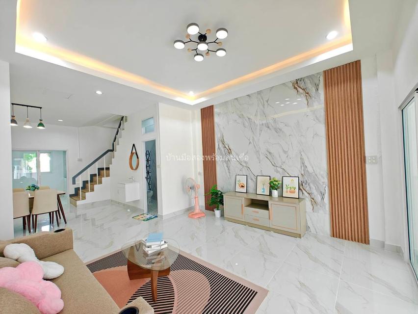 หมู่บ้านรินทิชา ซอยร่มเกล้า 6 4